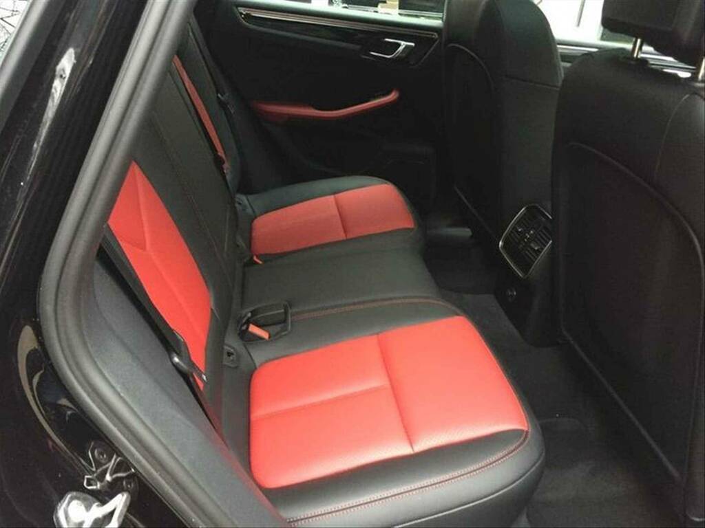 Porsche Macan D S Pdk BJ16DJD Black #5