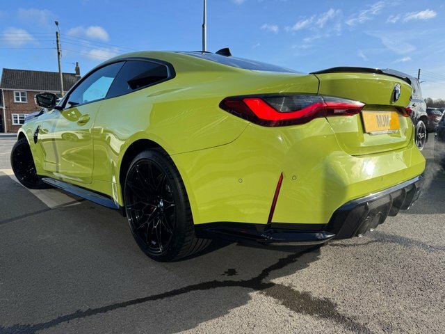 BMW M4 2022 3.0 Biturbo Competition Coupe Step KP22CZN Yellow #2