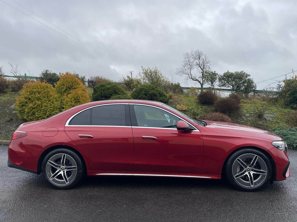 Mercedes-Benz E Class E220d Amg Line Advanced 9G-tronic KS24UJP Red #4