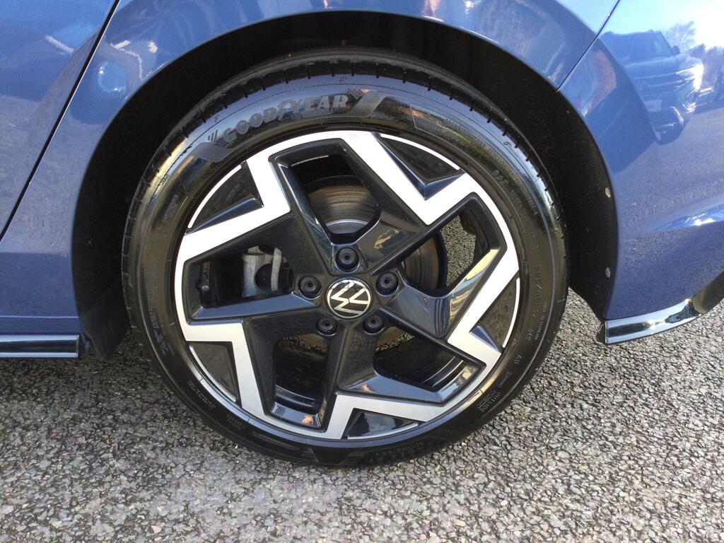 Volkswagen Golf 1.5 Etsi Mhev R-line Hatchback Hybrid D GD25ERK Blue #6