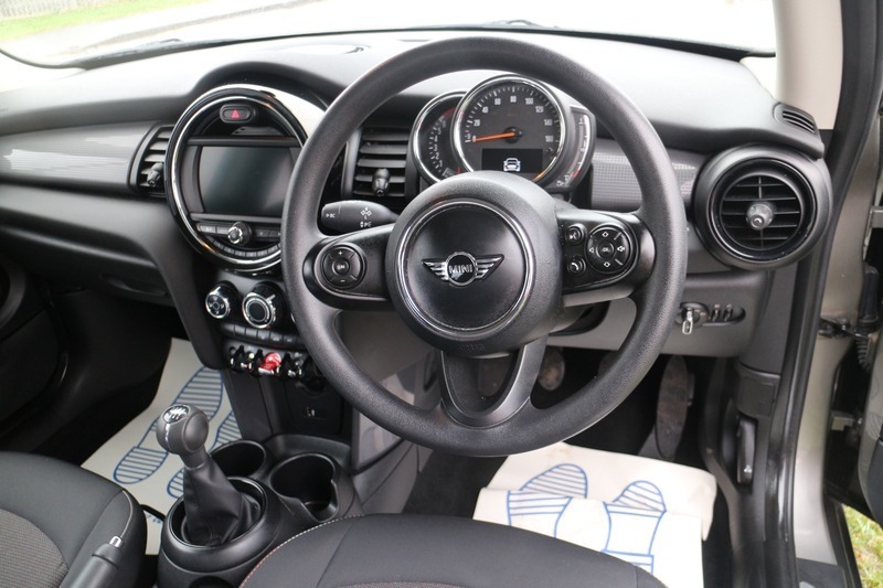 Mini Hatch Hatchback YB18CXZ Silver #6