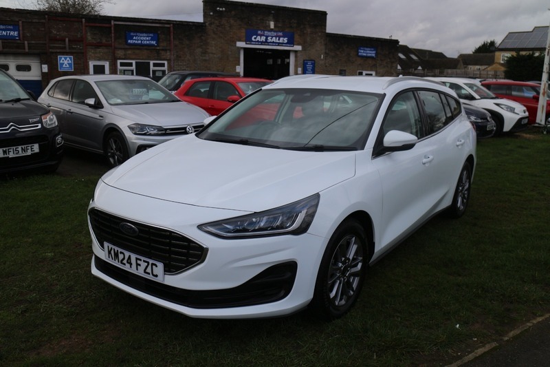 Ford Focus Titanium KM24FZC White #2