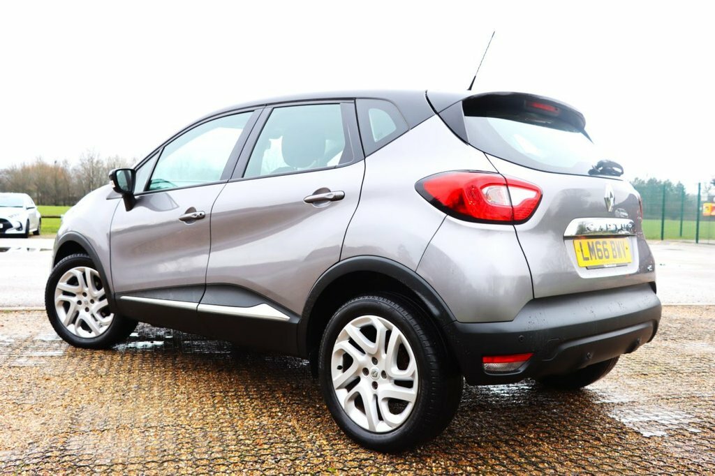 Renault Captur 1.5L Dynamique Nav LM66BWV Grey #3