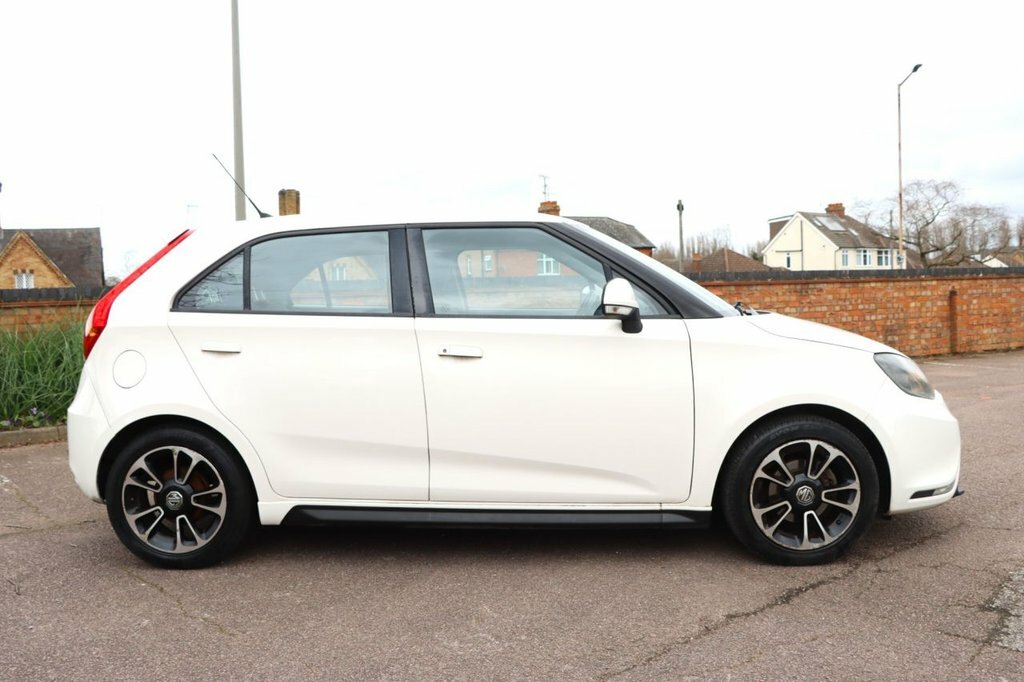 MG MG3 1.5L 3Form Sport White #5