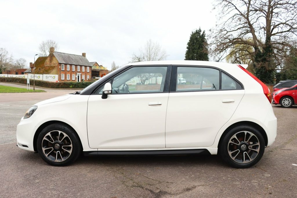 MG MG3 1.5L 3Form Sport White #6