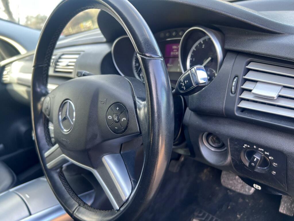 Mercedes-Benz R Class   #19