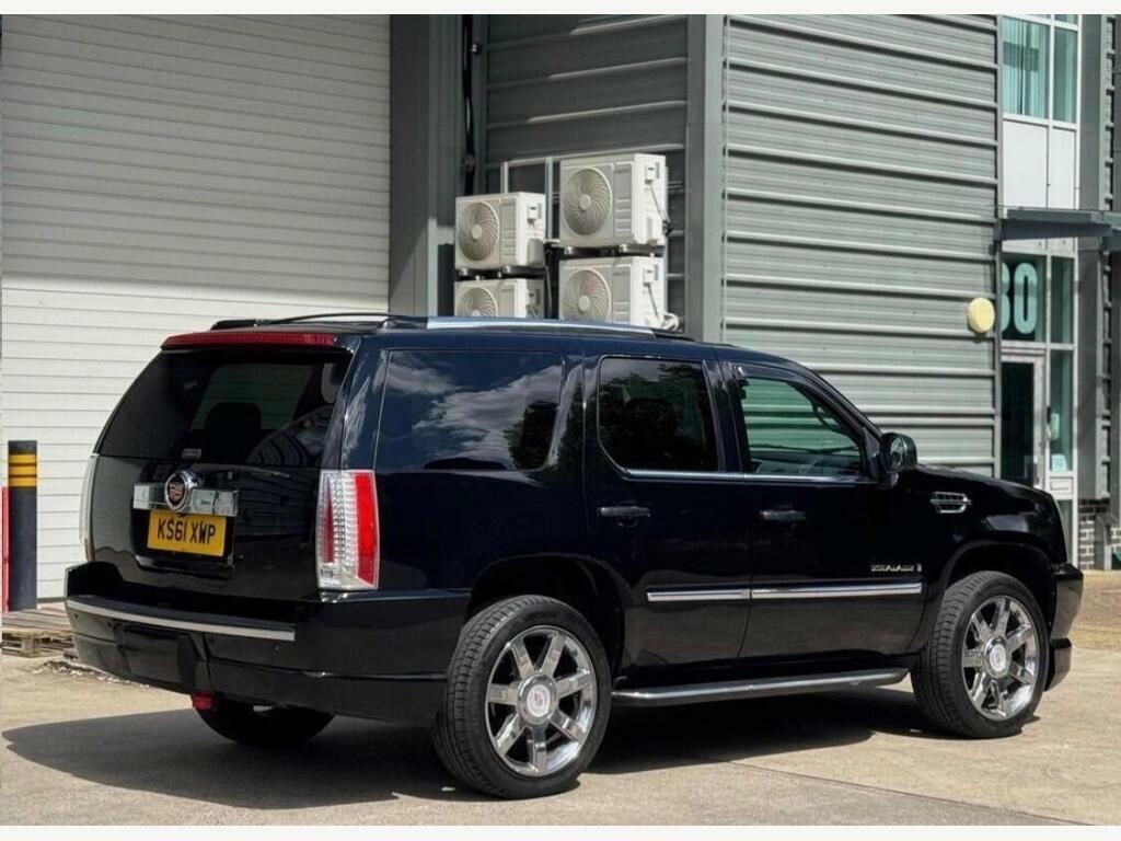 Cadillac Escalade Petrol #5