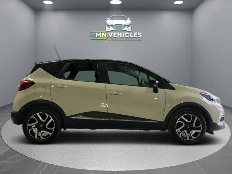 Renault Captur Iconic Tce HV68XVA Brown #3