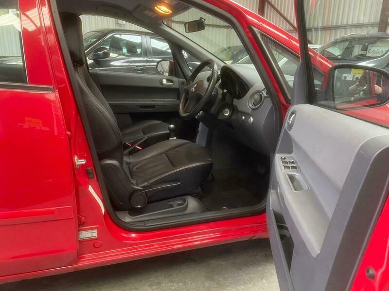 Mitsubishi Colt 1.1 Equippe Blue #23