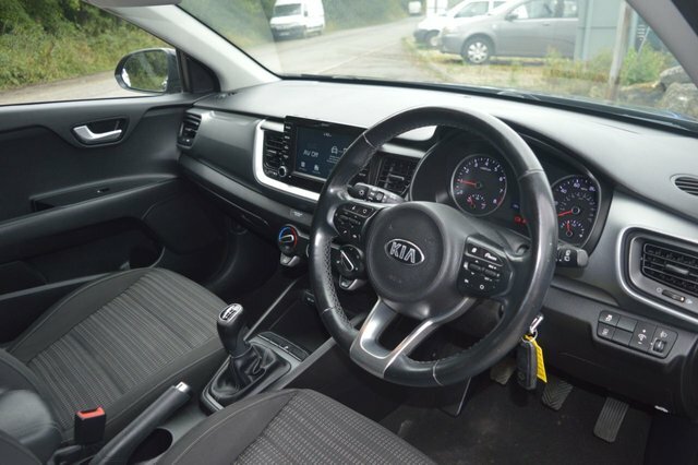 Kia Stonic 2018 1.0 2 Isg 118 Bhp NL18BHJ Black #3
