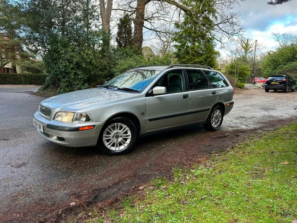 Volvo V40 1.9D 5dr Grey #4