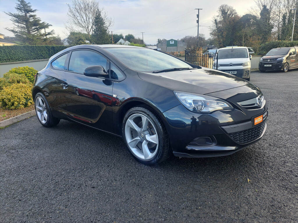 Vauxhall Astra GTC 1.4T 16V Sport Black