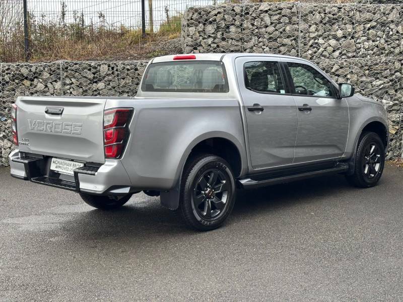 Isuzu D-Max 1.9 V-cross Double Cab 4X4 - 2025 75 YIG5110 Silver #6
