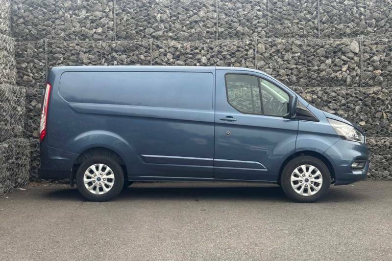 Ford Transit Custom 2.0 Ecoblue 130Ps Low Roof Limited Van - 2022 71 CVZ2160 Blue #3
