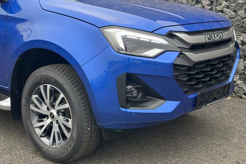 Isuzu D-Max 1.9 Dl40 Double Cab 4X4 - 2025 75 Blue #4