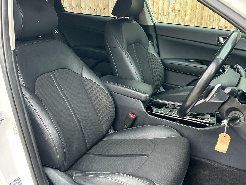 Kia Optima 1.6 Crdi 3 Sportswagon Dct Euro 6 S S White #3