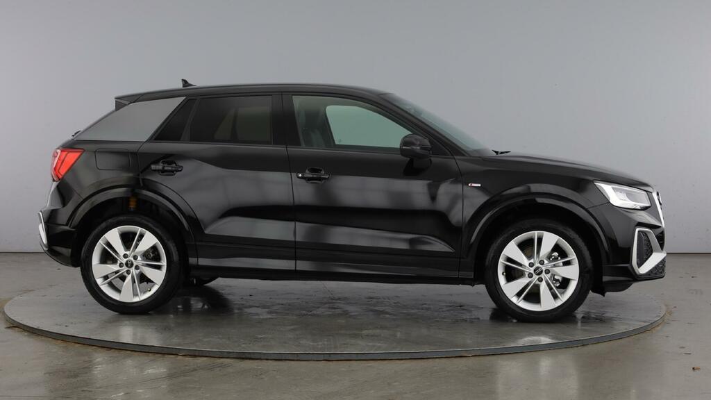 Audi Q2 Tfsi Cod 35 S Line S Tronic Euro 6 5-Door Black #3
