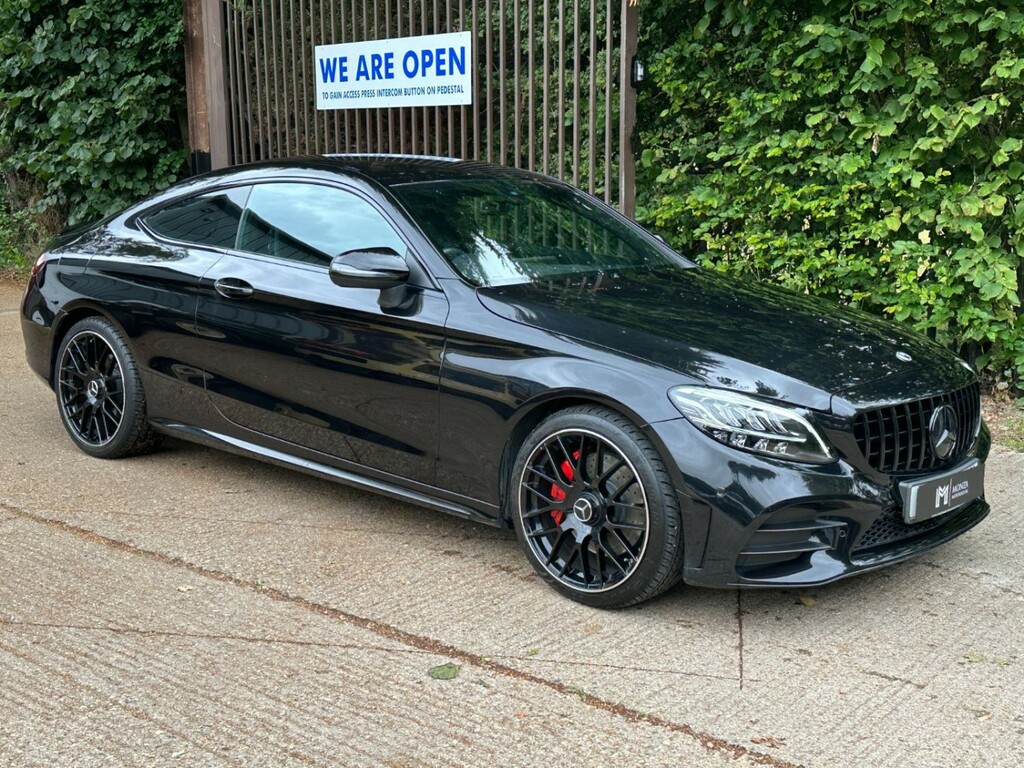Mercedes-Benz C Class 2.0 C300 Amg Line G-tronic Black