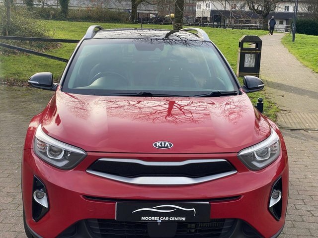 Kia Stonic 1.6 Crdi First Edition PN18TOA Red #4