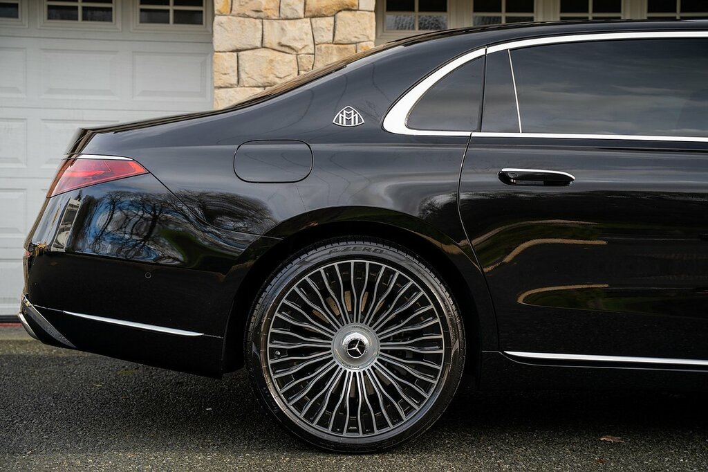 Mercedes-Benz Maybach S Class Saloon Black #5