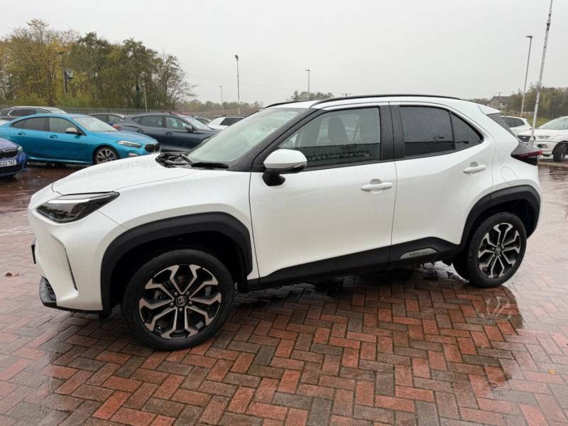 Toyota Yaris Cross 1.5 Hybrid Design - 2023 23 FL23WFD White #4