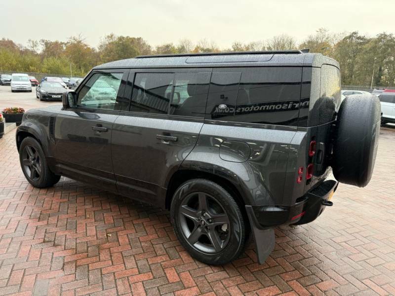Land Rover Defender 110 110 2.0 P400e X-dynamic Se - 2022 72 Black #6