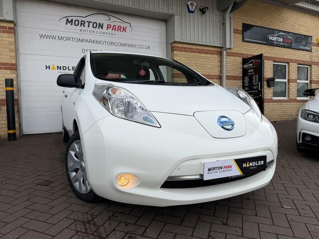 Nissan Leaf Hatchback 24Kwh Visia 201515 White