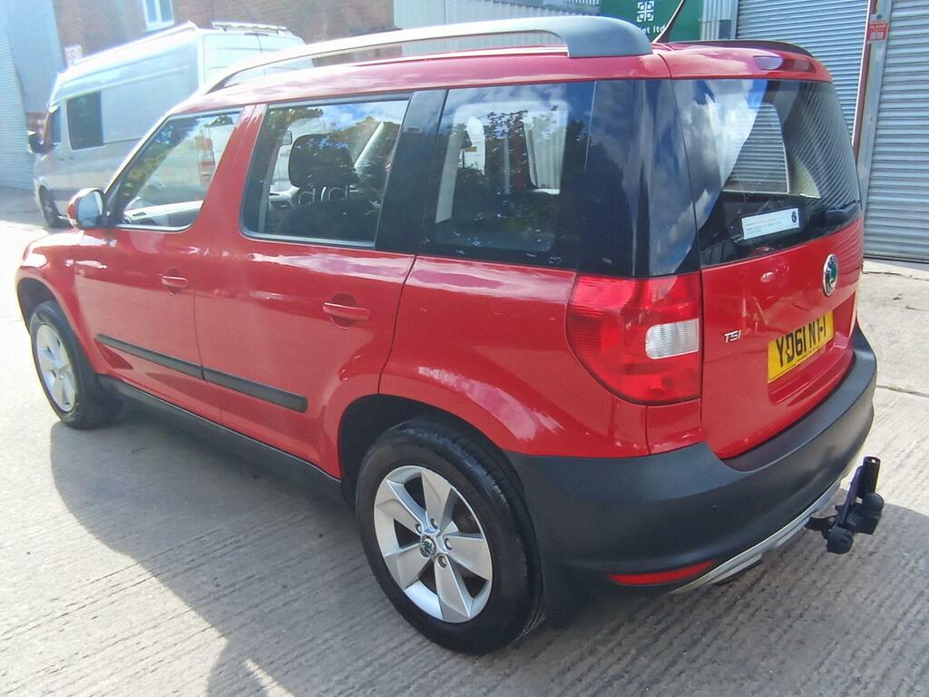 Skoda Yeti 1.4 Tsi S Euro 5 Red #5