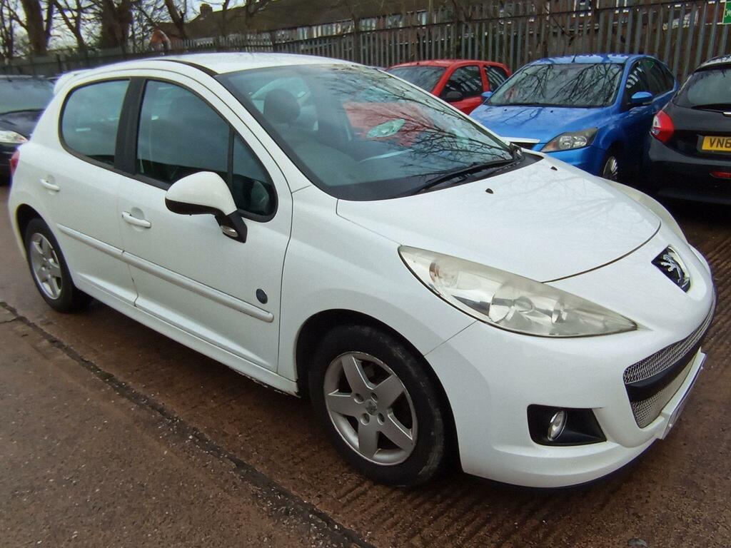 Peugeot 207 1.4 Vti Envy Euro 5 YT11EJL White #3
