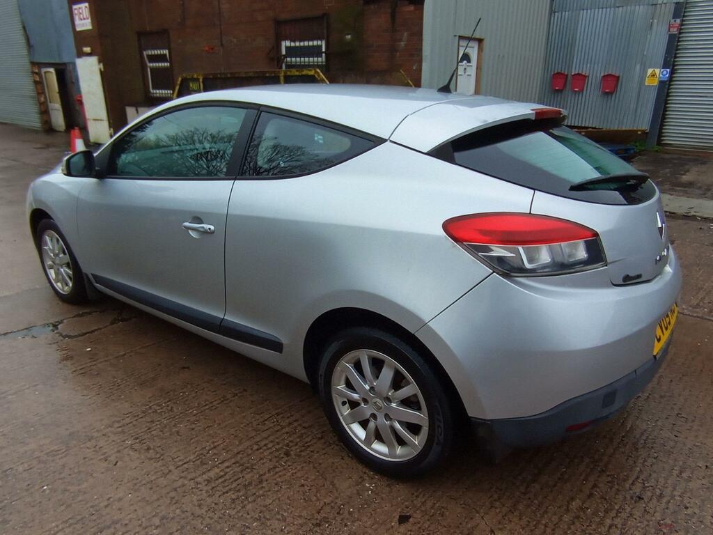 Renault Megane 1.6 16V Expression Euro 5 Silver #5