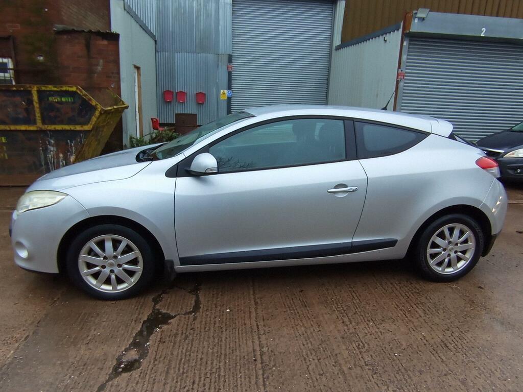 Renault Megane 1.6 16V Expression Euro 5 Silver #4