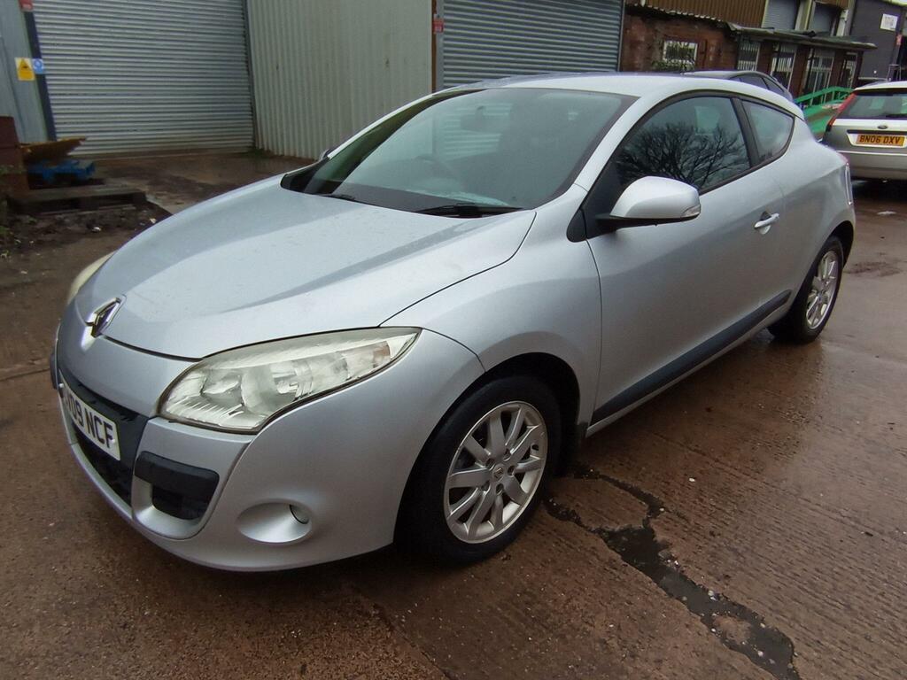 Renault Megane 1.6 16V Expression Euro 5 Silver #3