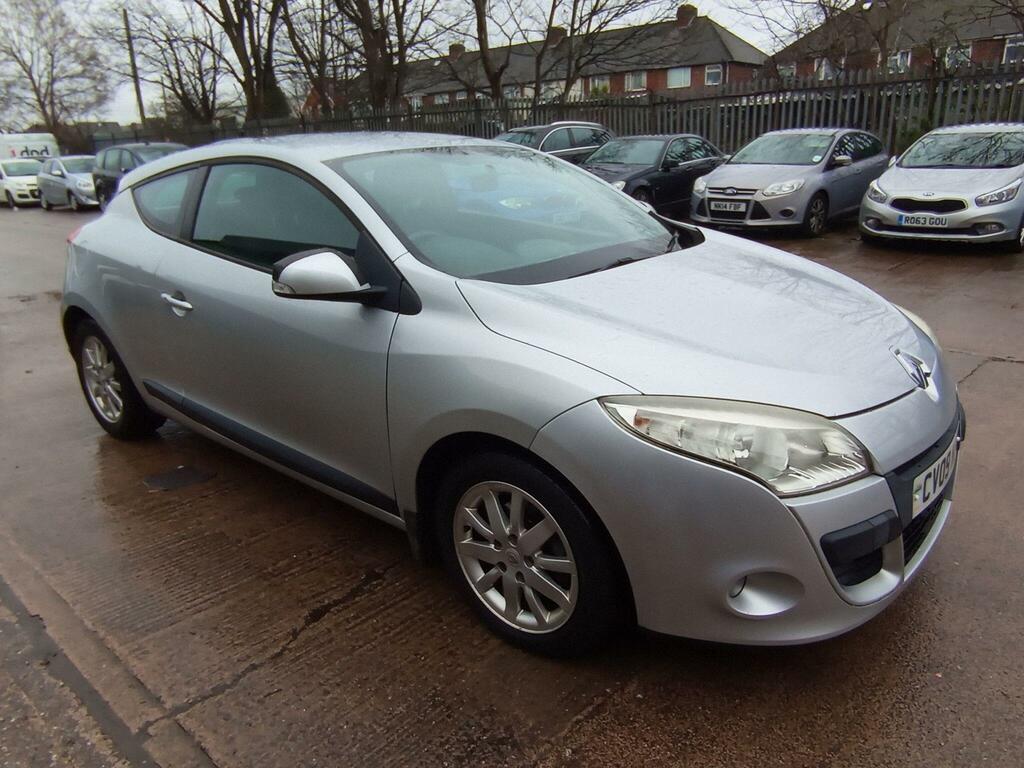Renault Megane 1.6 16V Expression Euro 5 Silver