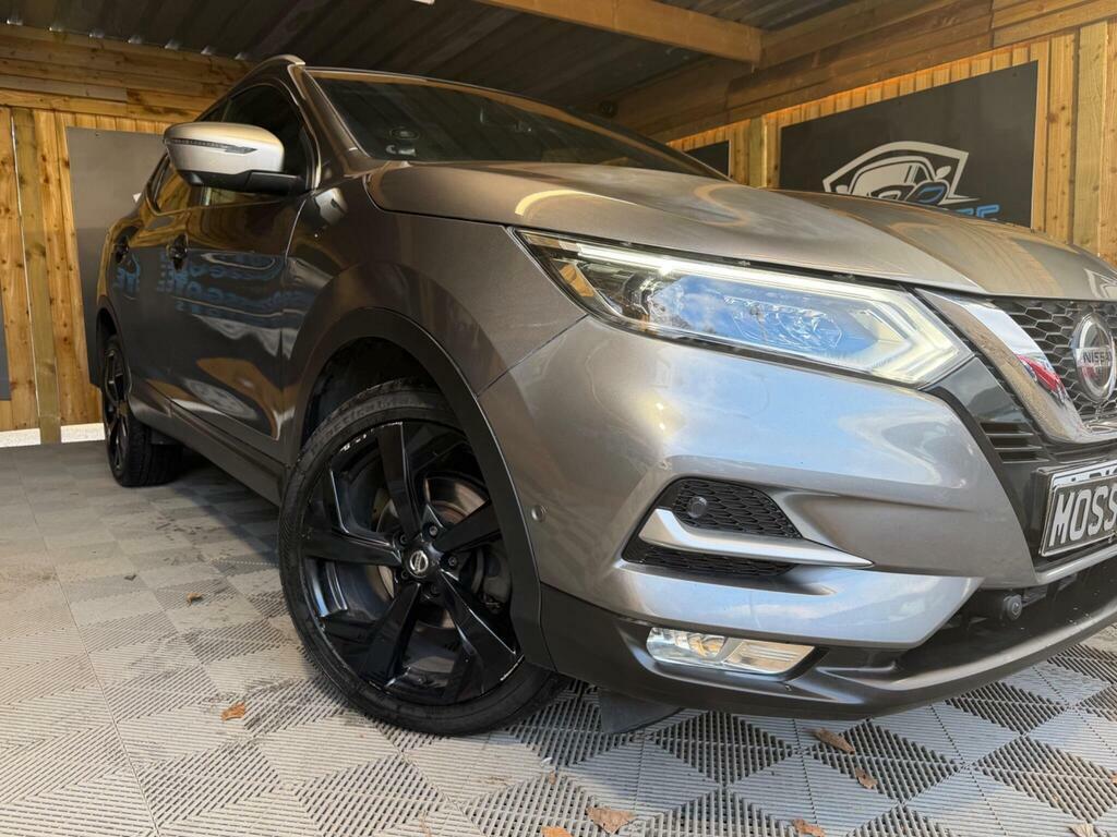 Nissan Qashqai 1.6 Dci Tekna Xtron Euro 6 S S LR18OVK Grey