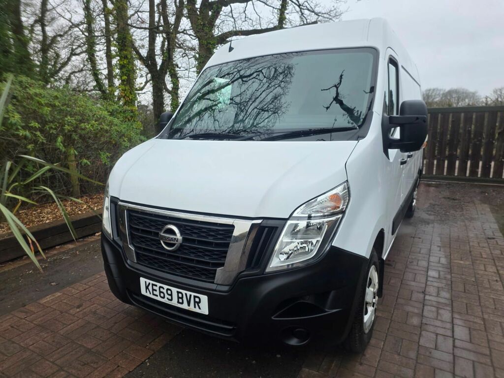 Nissan NV400 2.3 Dci 35 Acenta Panel Van Fwd White