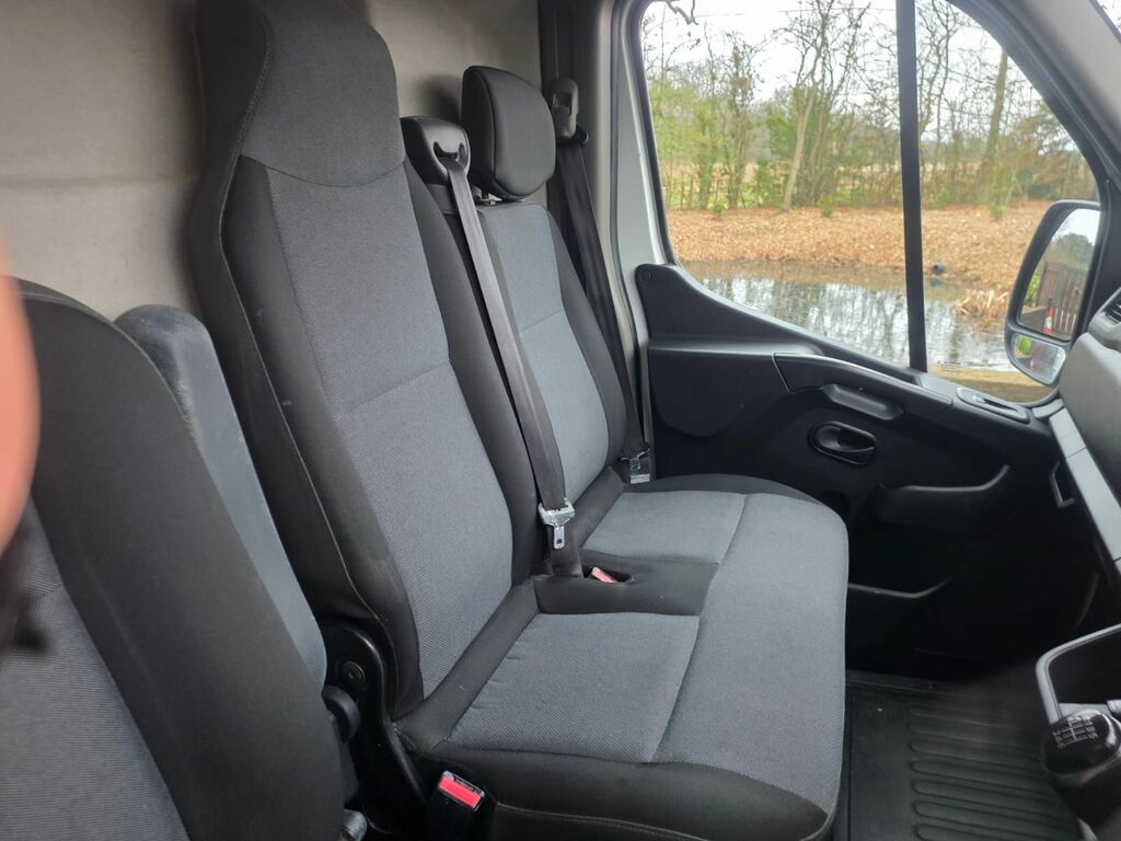 Nissan NV400 2.3 Dci 35 Acenta Panel Van Fwd White #5