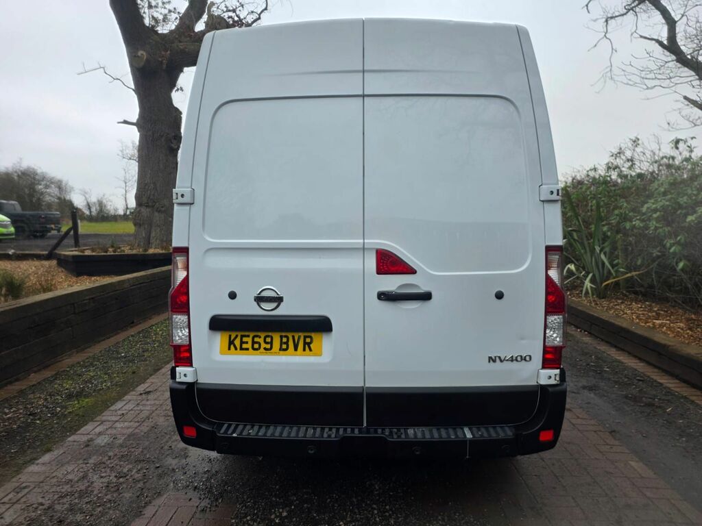 Nissan NV400 2.3 Dci 35 Acenta Panel Van Fwd White #2