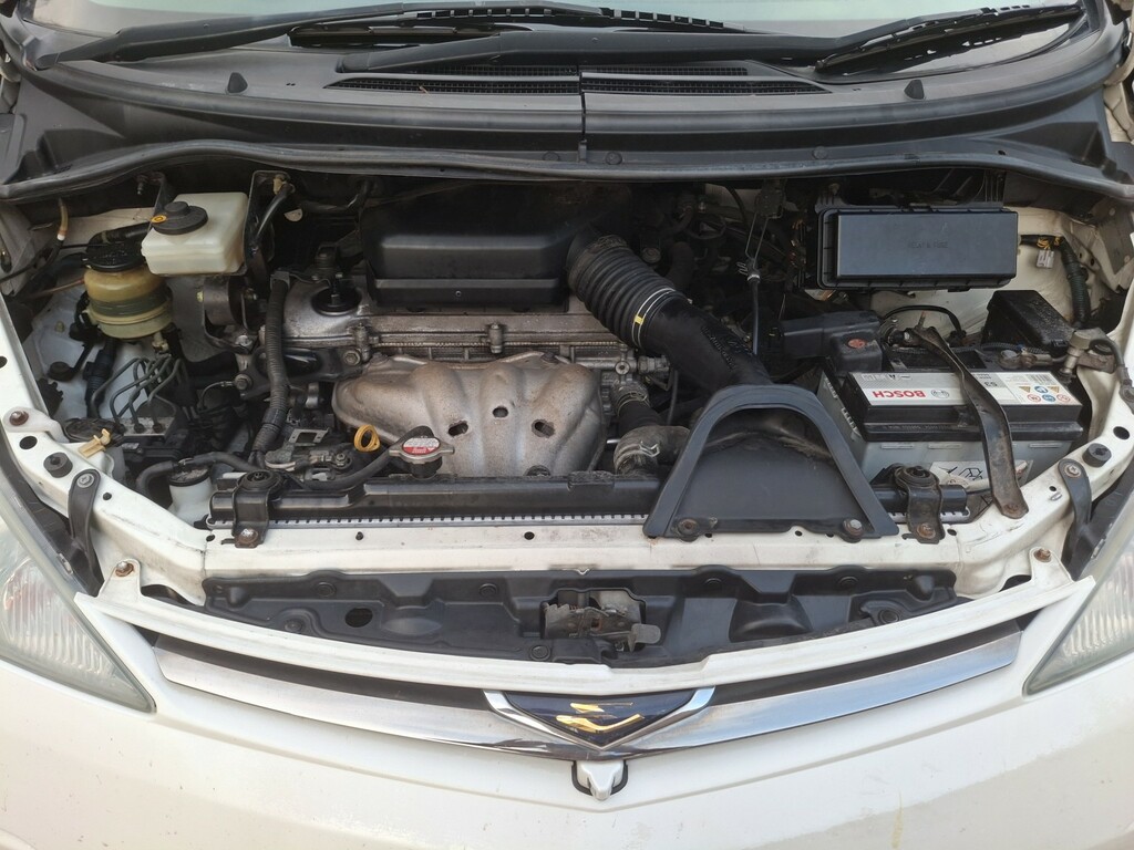 Toyota Estima Mpv Red #10