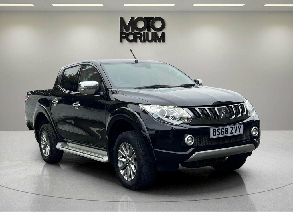Mitsubishi L200 Pickup 2.4 Di-d Dc Barbarian 4Wd Euro 6 Black