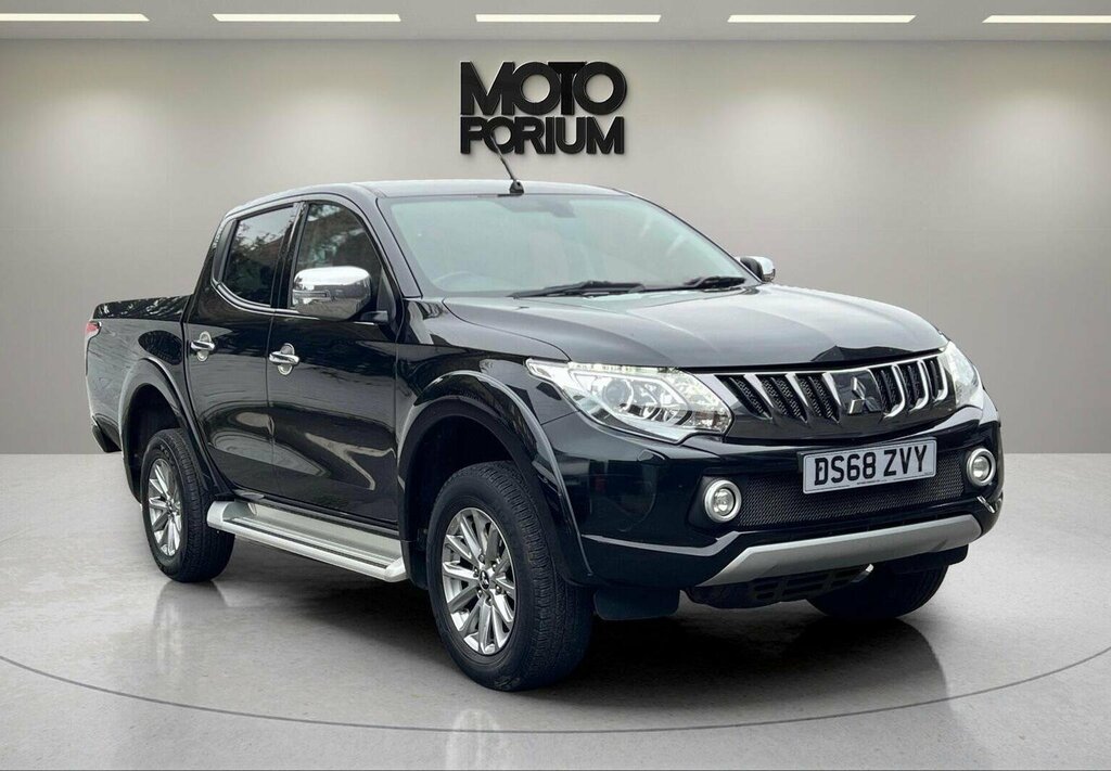 Mitsubishi L200 Pickup 2.4 Di-d Dc Barbarian 4Wd Euro 6 DS68ZVY Black #2