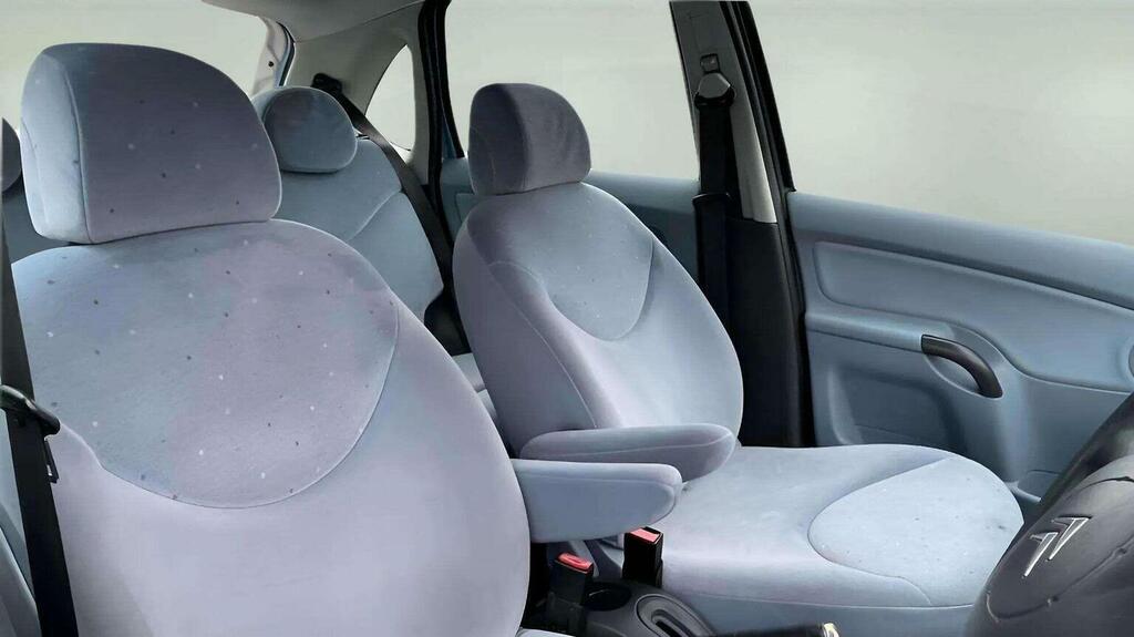 Citroen C3 1.4 Hdi Sx Silver #18