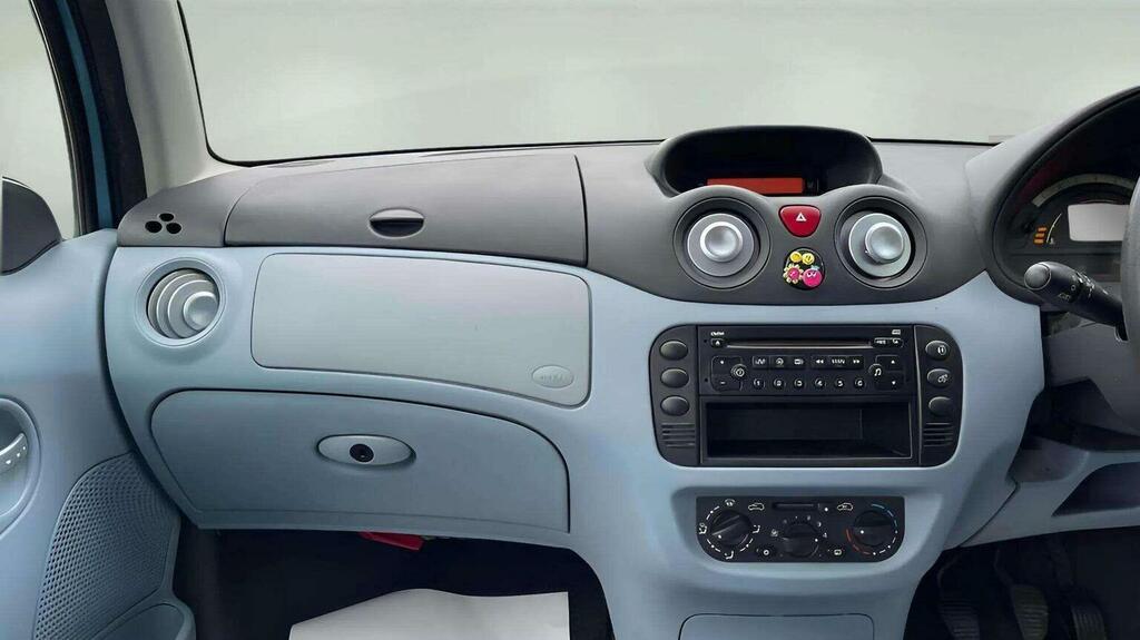 Citroen C3 1.4 Hdi Sx Silver #8