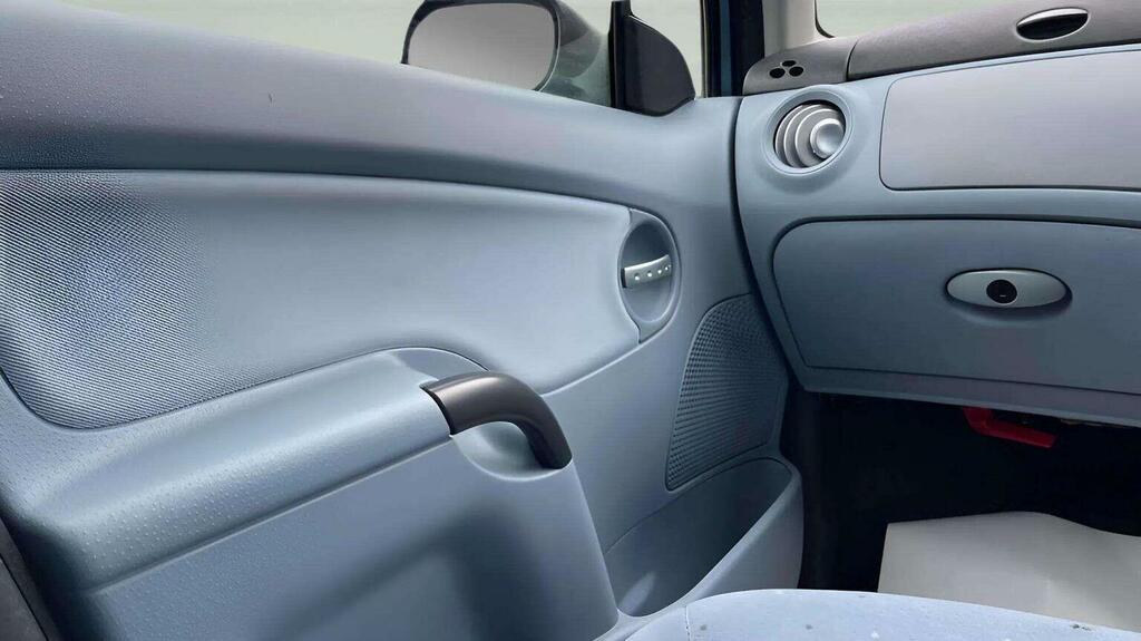 Citroen C3 1.4 Hdi Sx Silver #21