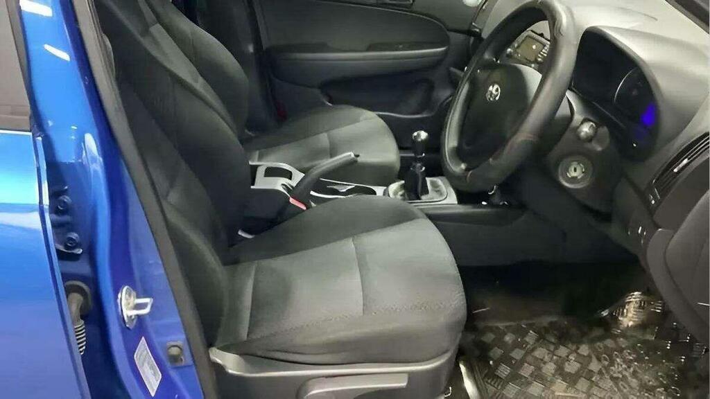 Hyundai I30 Hatchback 1.4 Classic Euro 4 201059 Blue #5
