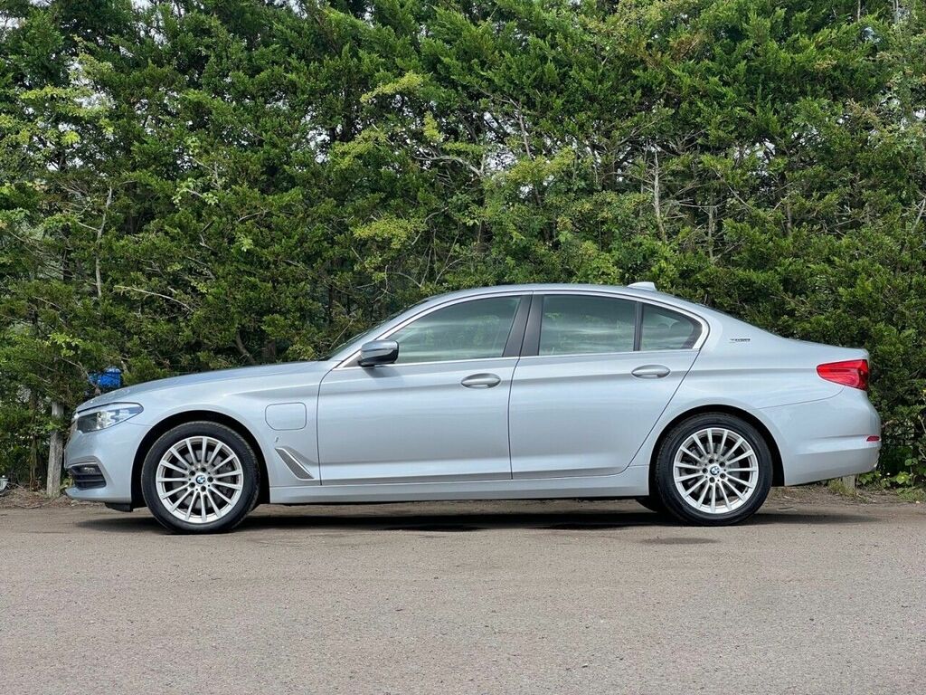 BMW 5 Series 2.0 530E Se 249 Bhp 1 Owner From Newvat Qualif FE68VLH Silver #6