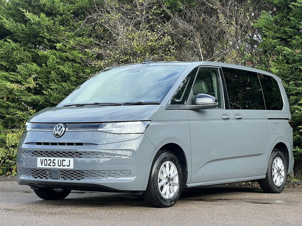 Volkswagen Multivan 2.0 Tdi Style Dsg Euro 6 Ss Grey #3