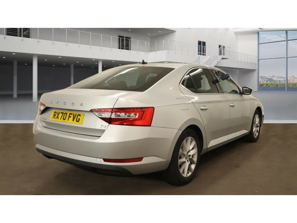Skoda Superb Se Technology Tsi Dsg Hatchback 1.4 Semi Petr  #5