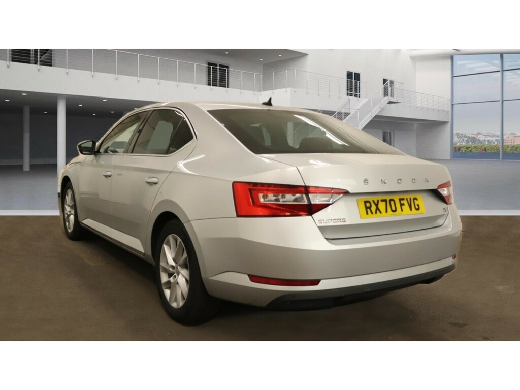Skoda Superb Se Technology Tsi Dsg Hatchback 1.4 Semi Petr  #4