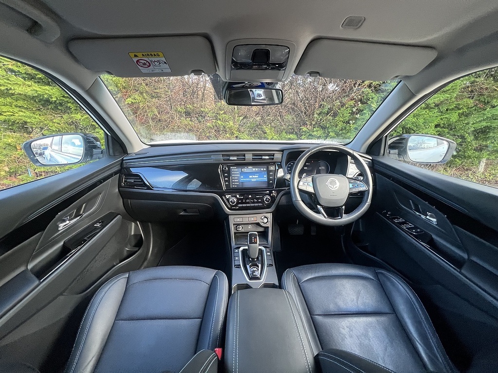 SsangYong Korando e-Motion Ultimate White #2