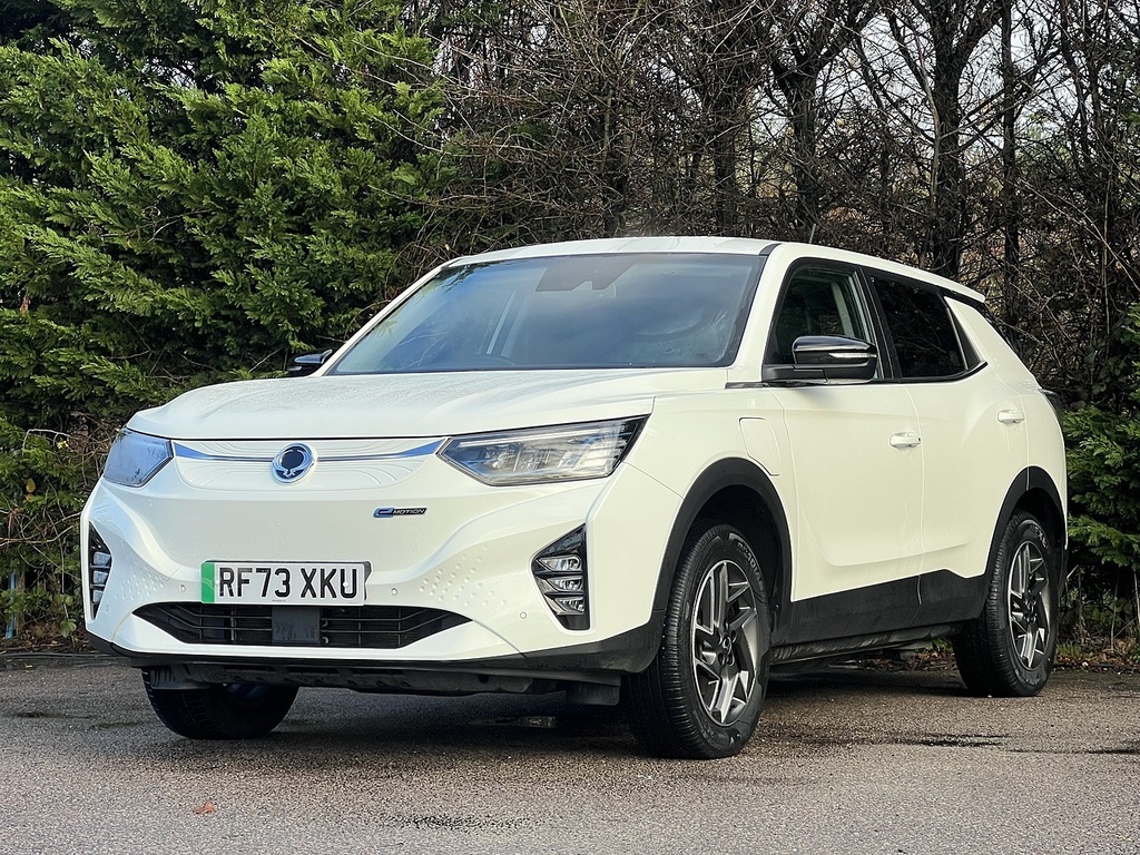 SsangYong Korando e-Motion Ultimate White #3